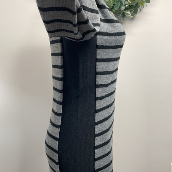 Ann Taylor Sweater Dress Wool Blend 3/4 Length Sleeve Gray Black Striped S - Picture 6 of 16